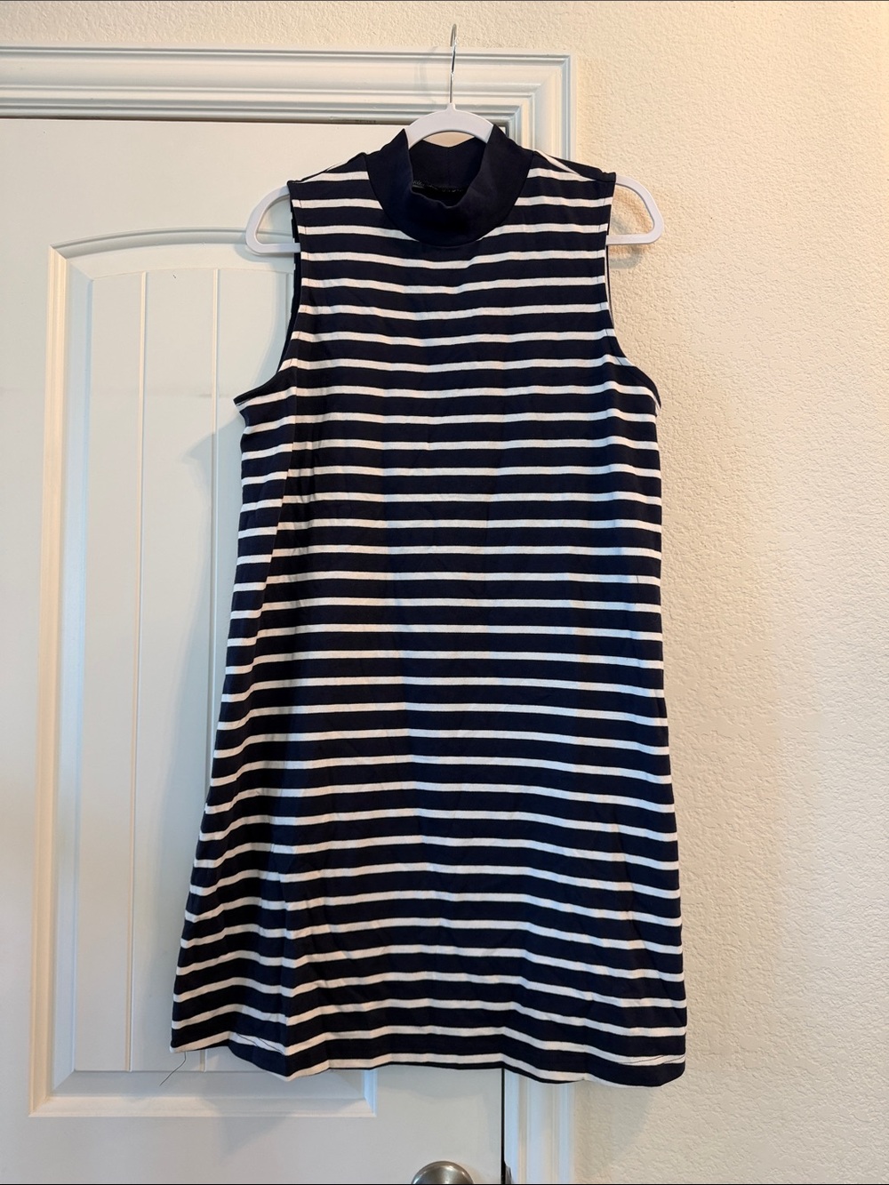 GAP Sleeveless Navy and White Striped Shift Dress, Sz L NWT